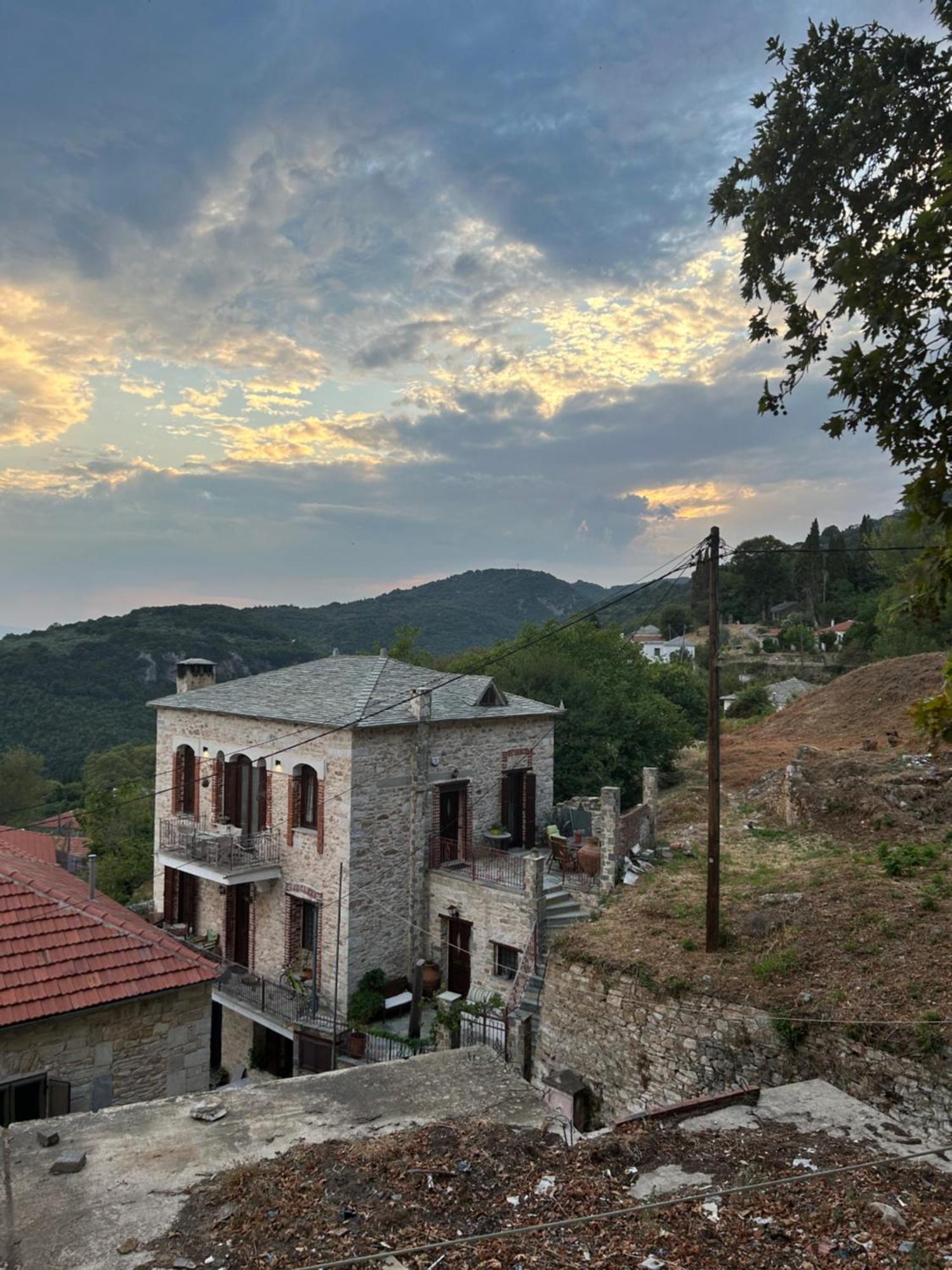 Апартаменти Αρχοντικό Γιούλη Мілеай Екстер'єр фото